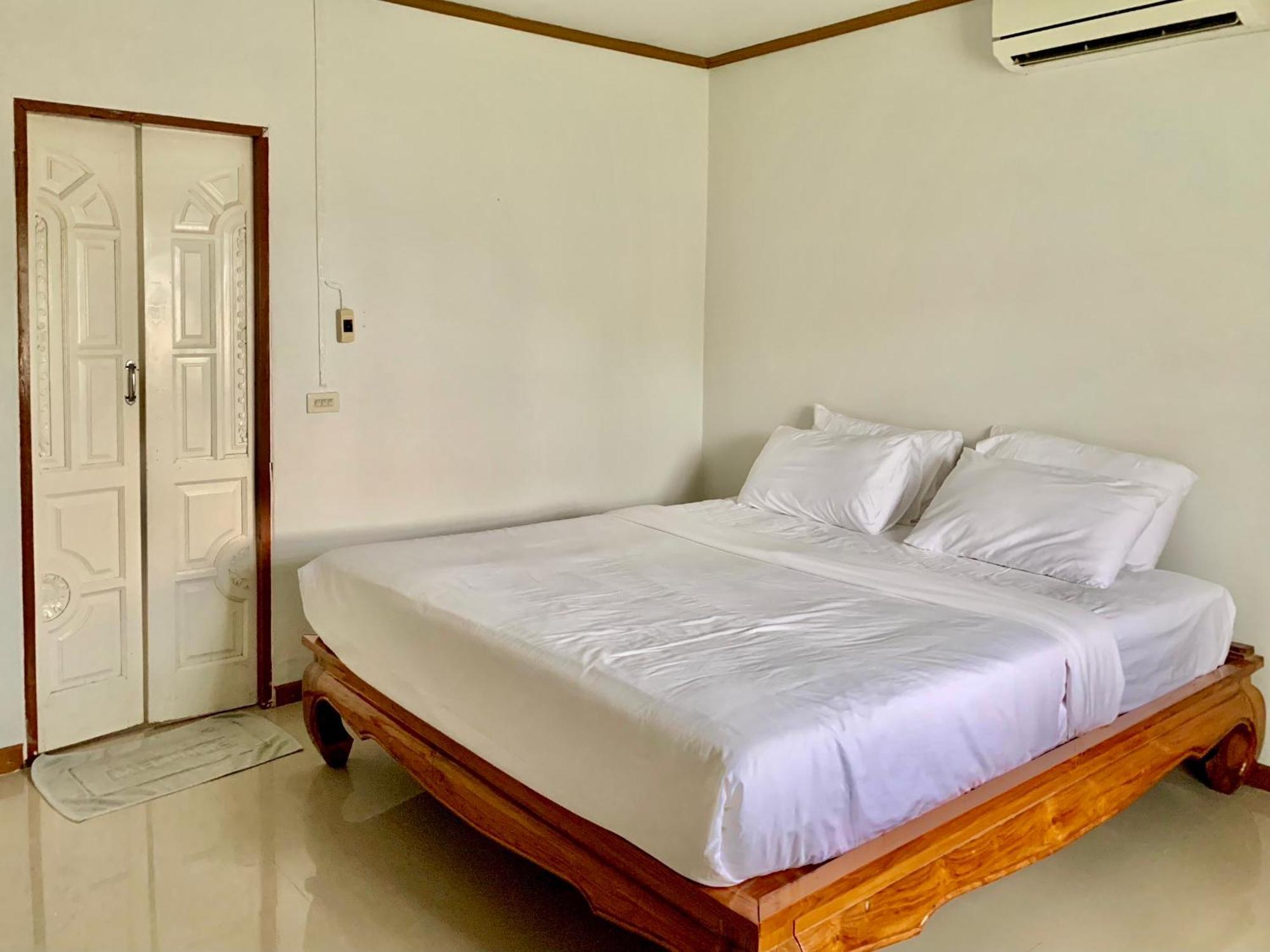 Funwan Hotel Li Extérieur photo
